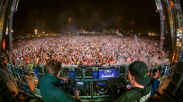 _Baauer-and-RL-Grime-@-Hard-Day-of-the-Dead-WEB